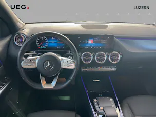 MERCEDES-BENZ EQA 300 4Matic