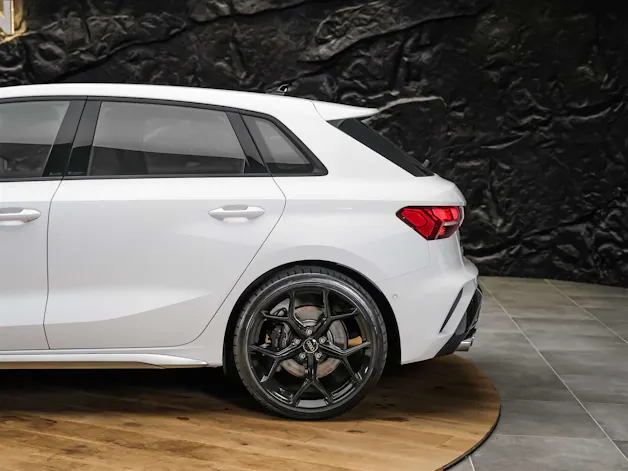AUDI S3 Sportback TFSI quattro S-tronic *Facelift*El. Sitze*Kamera*