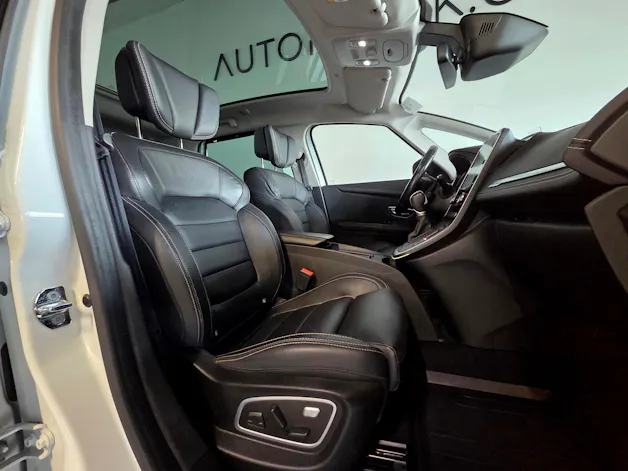 RENAULT Scénic 1.3 TCe 160 Initiale EDC