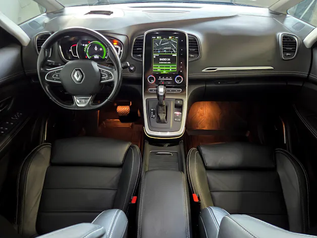 RENAULT Scénic 1.3 TCe 160 Initiale EDC