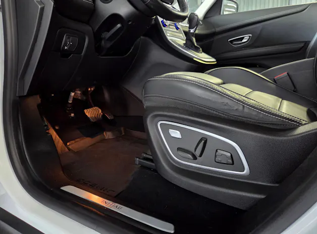 RENAULT Scénic 1.3 TCe 160 Initiale EDC