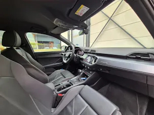 AUDI Q3 40 TFSI S line quattro S-tronic