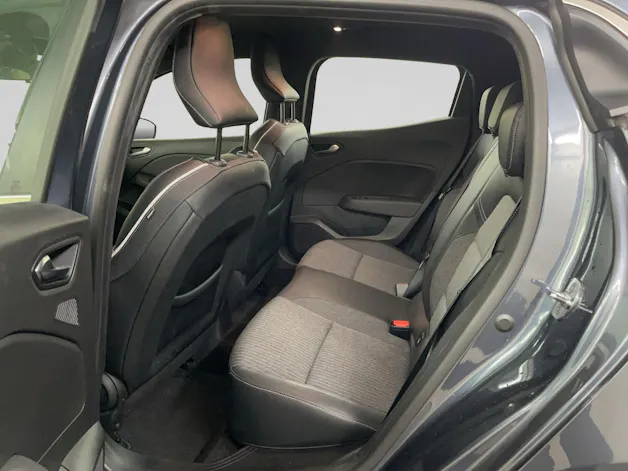RENAULT Clio 1.6 E-Tech Intens