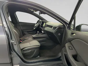 RENAULT Clio 1.6 E-Tech Intens