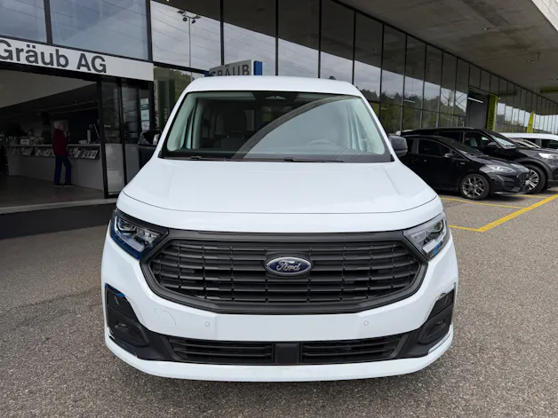 FORD Grand Tourneo Connect 1.5 PHEV Titanium Automat