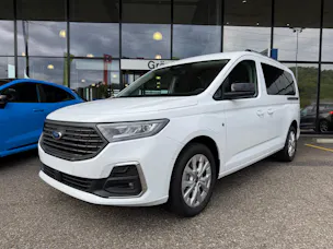 FORD Grand Tourneo Connect 1.5 PHEV Titanium Automat