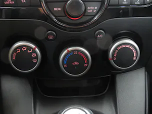 MAZDA 2 1.3i 16V Exclusive