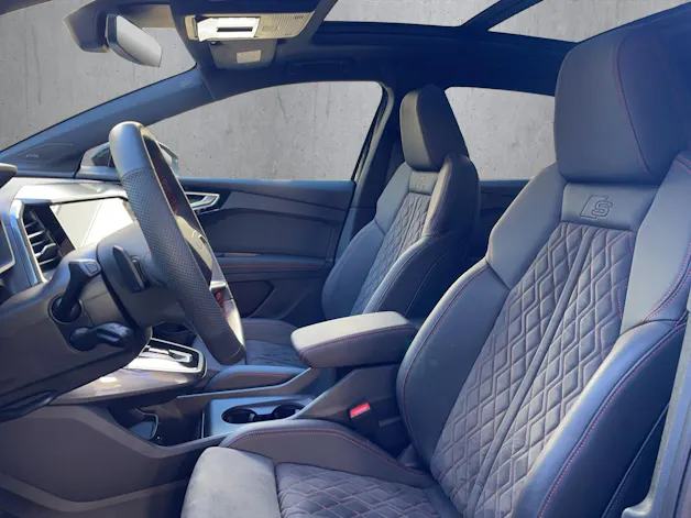 AUDI Q4 e-tron 45 Edition Swiss Ski quattro