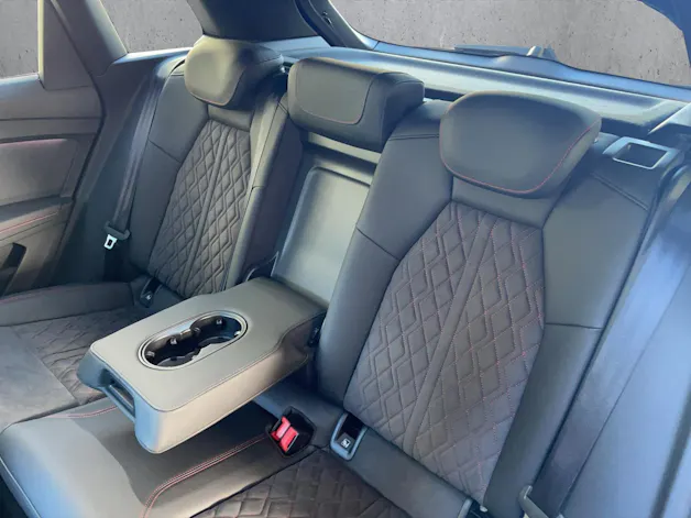 AUDI Q4 e-tron 45 Edition Swiss Ski quattro