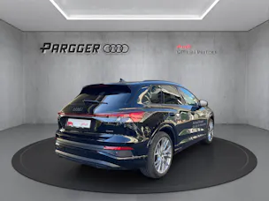 AUDI Q4 e-tron 45 Edition Swiss Ski quattro