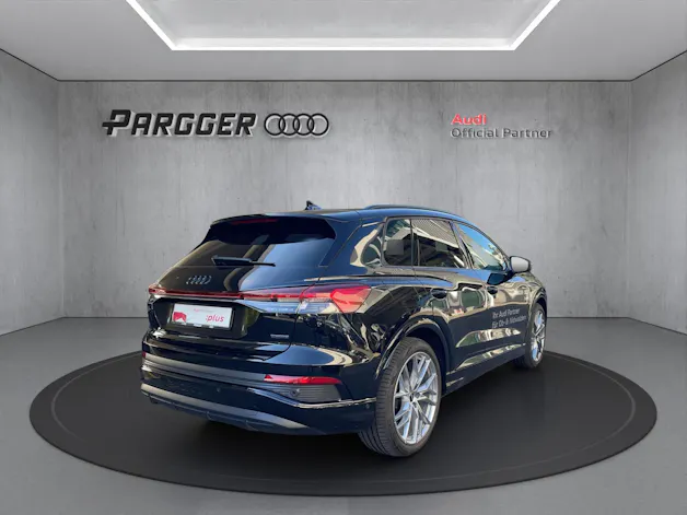 AUDI Q4 e-tron 45 Edition Swiss Ski quattro