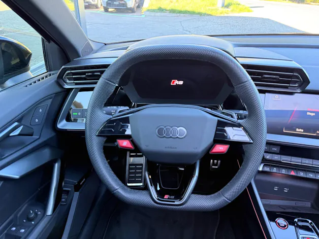 AUDI RS3 Limousine 2.5 TSI quattro S-tronic