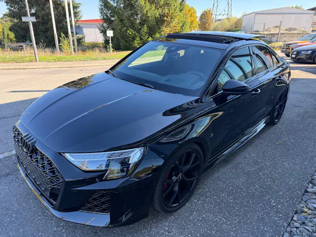 AUDI RS3 Limousine 2.5 TSI quattro S-tronic