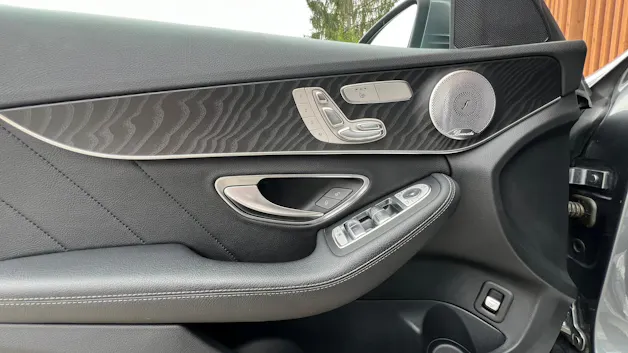 MERCEDES-BENZ C 250 d SWISS STAR AMG LINE 4MATIC 9G-TRONIC l 204 PS