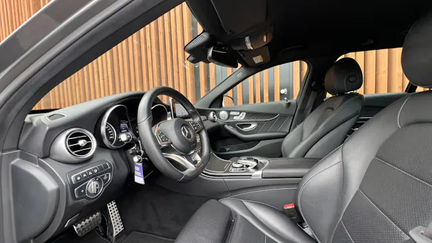 MERCEDES-BENZ C 250 d SWISS STAR AMG LINE 4MATIC 9G-TRONIC l 204 PS