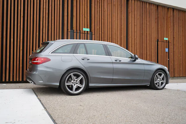 MERCEDES-BENZ C 250 d SWISS STAR AMG LINE 4MATIC 9G-TRONIC l 204 PS