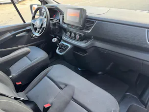 RENAULT Trafic 2.0 Blue dCi 170 Business L1H1 EN
