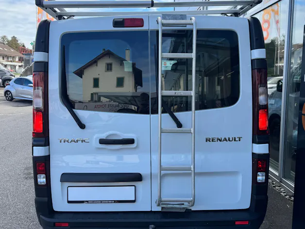 RENAULT Trafic 2.0 Blue dCi 170 Business L1H1 EN