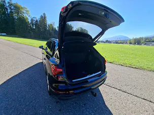 AUDI Q3 40 TDI S line quattro S-tronic *Anhängerkupplung+ASSP+*