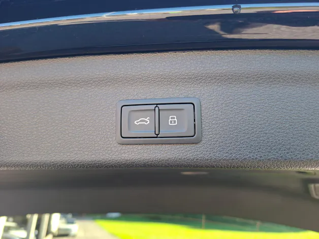 AUDI Q3 40 TDI S line quattro S-tronic *Anhängerkupplung+ASSP+*