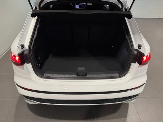 AUDI A3 Sportback TFSI 85 kW Ambition S-tronic