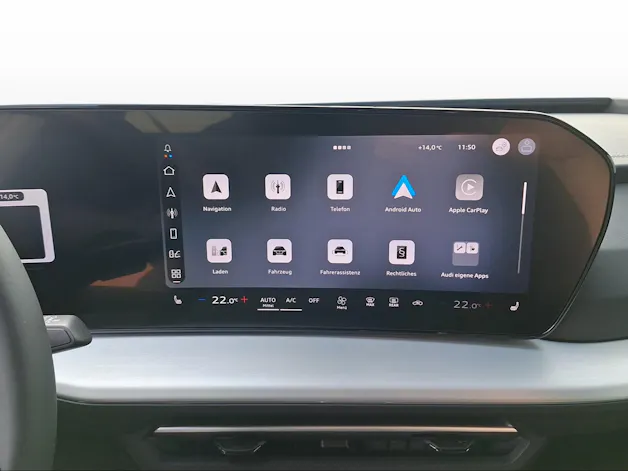 AUDI Q4 e-tron SUV quattro performance Attraction