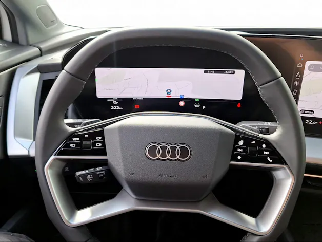 AUDI Q4 e-tron SUV quattro performance Attraction