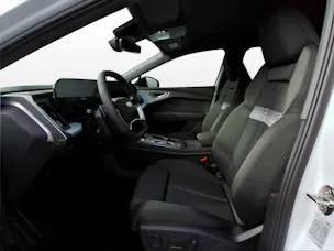 AUDI Q4 e-tron SUV quattro performance Attraction