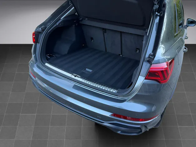 AUDI Q3 35 TDI S line quattro S-tronic