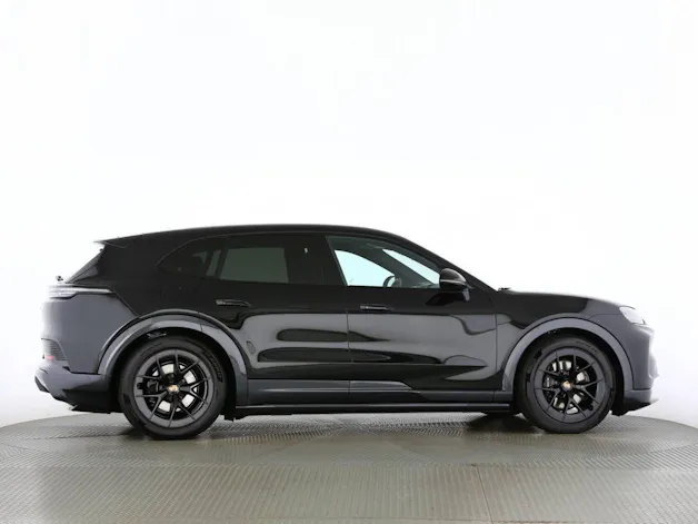 PORSCHE Cayenne Electric