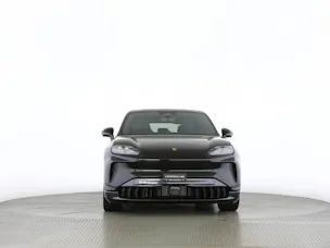 PORSCHE Cayenne Electric