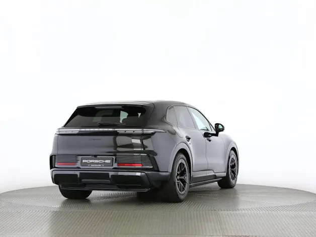 PORSCHE Cayenne Electric