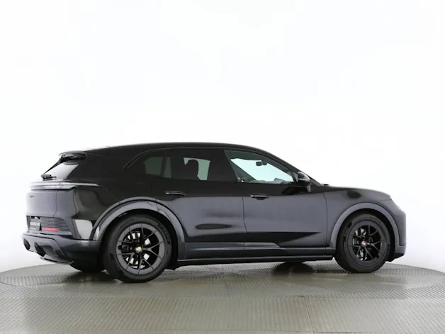 PORSCHE Cayenne Electric