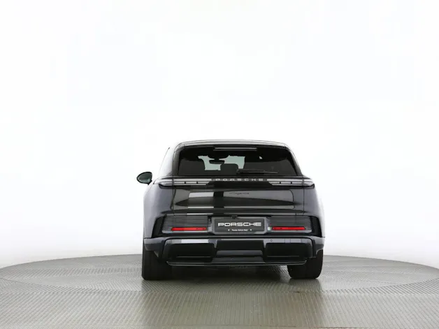 PORSCHE Cayenne Electric
