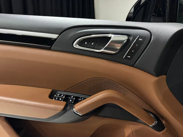 PORSCHE Cayenne S | 1.Hand | Approved Garantie |