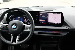 BMW 118d M Sport PRO Steptronic * MASSAGESITZE * 360° KAMERA * HEAD-UP DISPLAY * LED-SCHEINWERFER *
