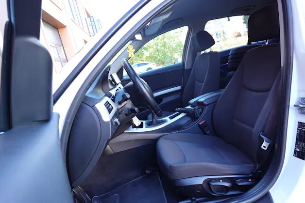BMW 320d "* CH Auto * Tempomat * Capteurs avant/arrière * GPS * 8 Roues * Prix fixe"