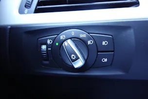 BMW 320d "* CH Auto * Tempomat * Capteurs avant/arrière * GPS * 8 Roues * Prix fixe"