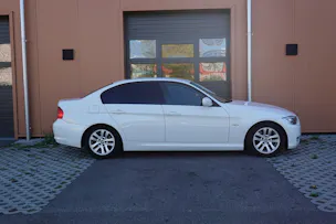 BMW 320d "* CH Auto * Tempomat * Capteurs avant/arrière * GPS * 8 Roues * Prix fixe"