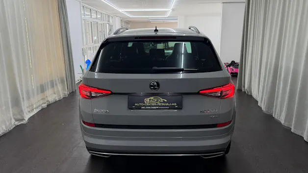 SKODA Kodiaq 2.0 TSI 4x4 Sport Line