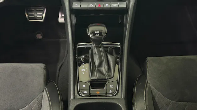 SKODA Kodiaq 2.0 TSI 4x4 Sport Line