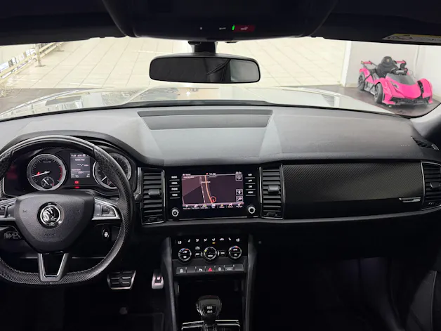 SKODA Kodiaq 2.0 TSI 4x4 Sport Line