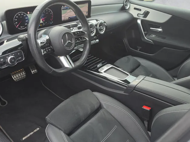 MERCEDES-BENZ A 250 4Matic AMG LINE 8G-DCT