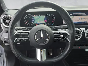 MERCEDES-BENZ A 250 4Matic AMG LINE 8G-DCT