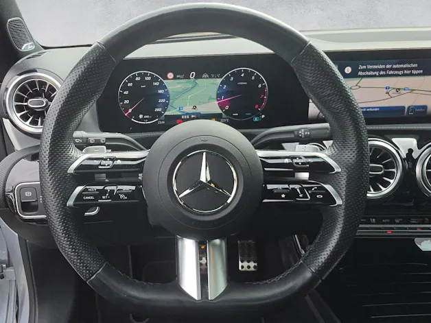 MERCEDES-BENZ A 250 4Matic AMG LINE 8G-DCT