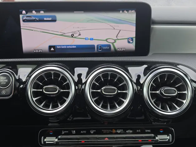 MERCEDES-BENZ A 250 4Matic AMG LINE 8G-DCT