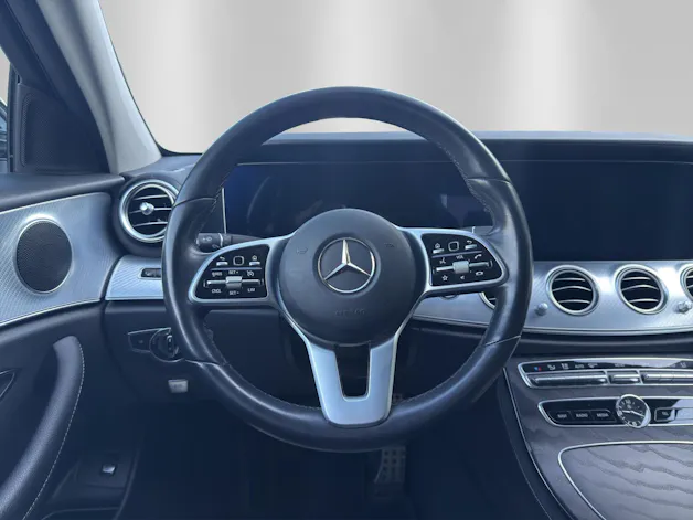 MERCEDES-BENZ E 200 Avantgarde 9G-Tronic
