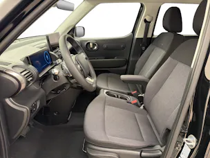 HYUNDAI Inster 49 kWh Electric Amplia