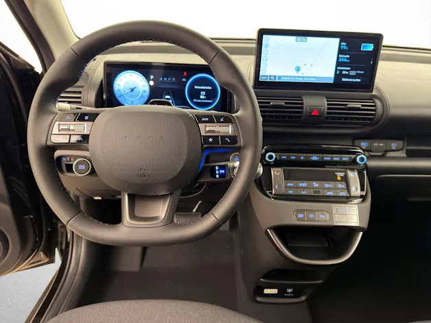 HYUNDAI Inster 49 kWh Electric Amplia