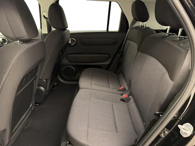 HYUNDAI Inster 49 kWh Electric Amplia